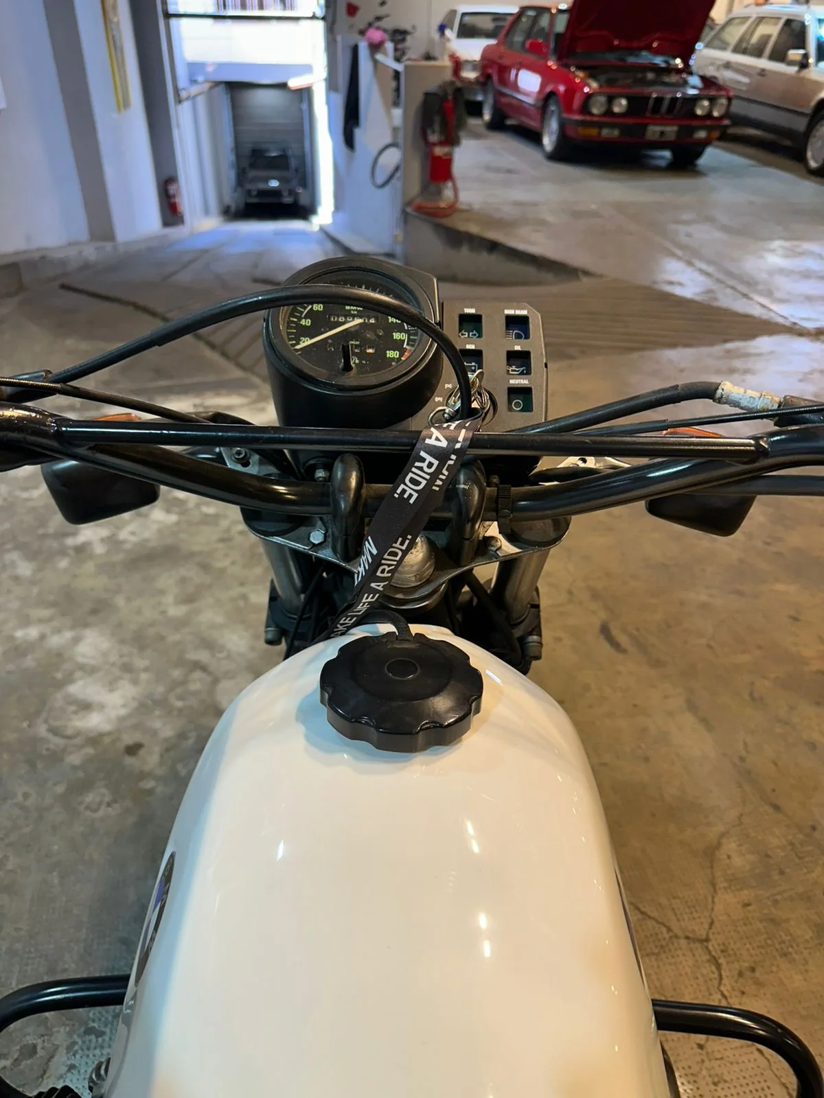 BMW R 80 GS thumbnail 3