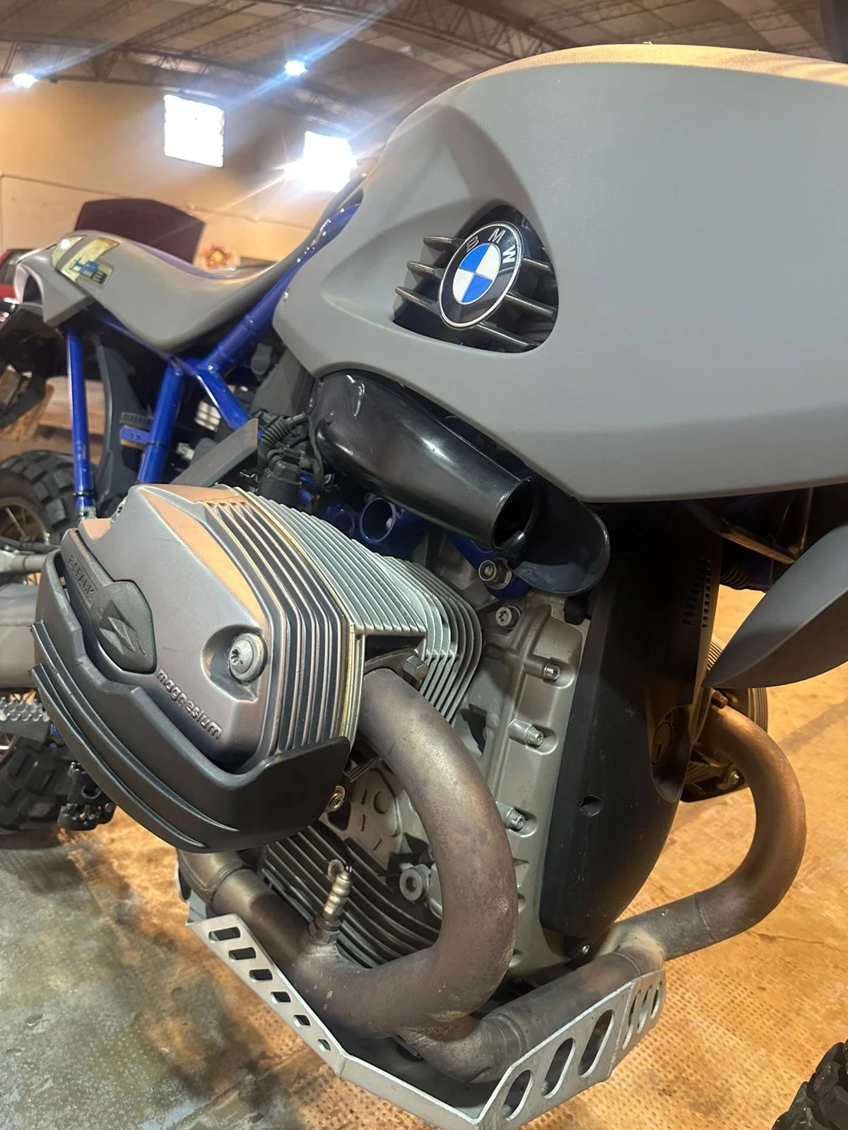 bmw HP2 thumbnail 11