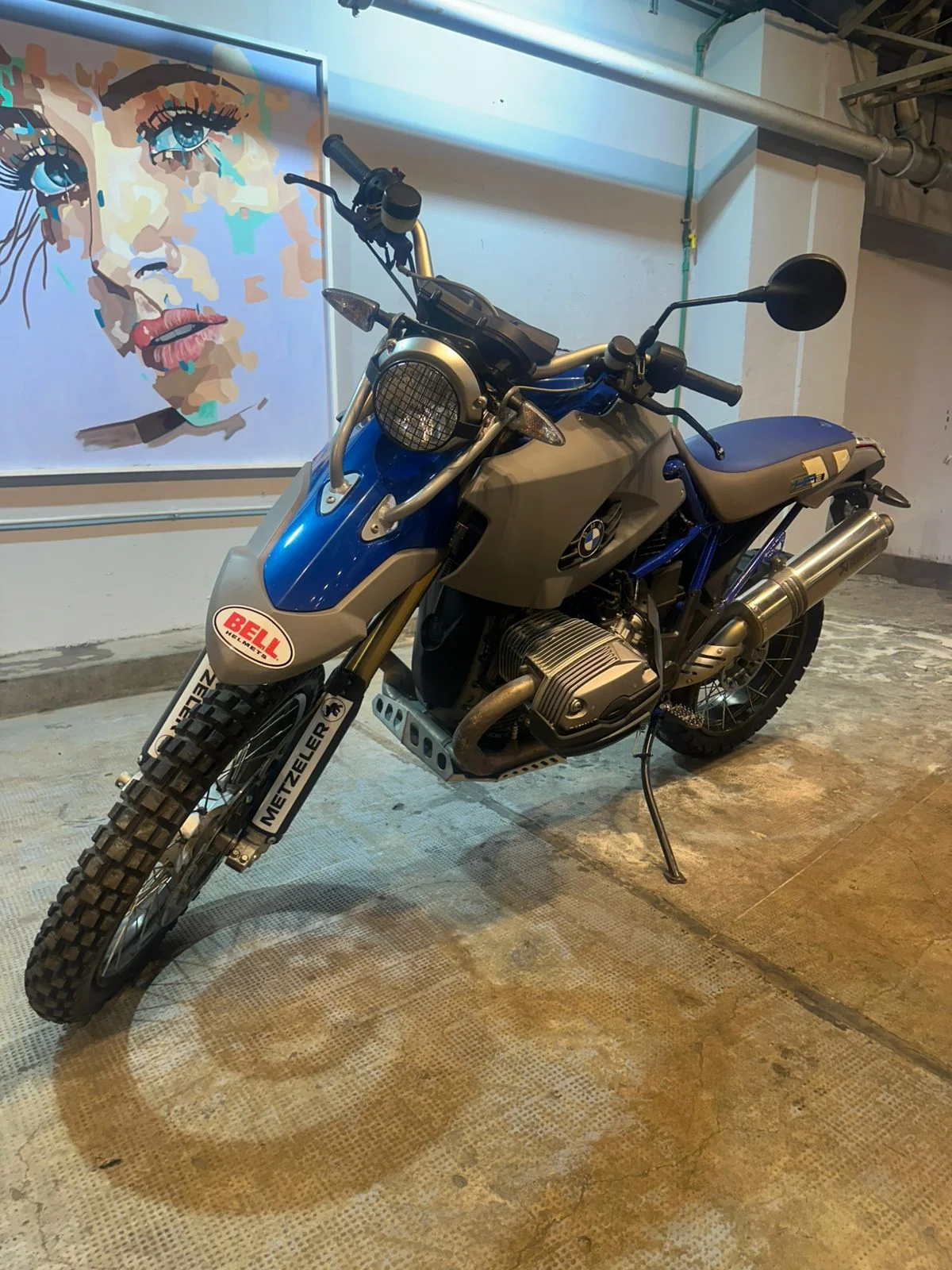 bmw HP2 thumbnail 2