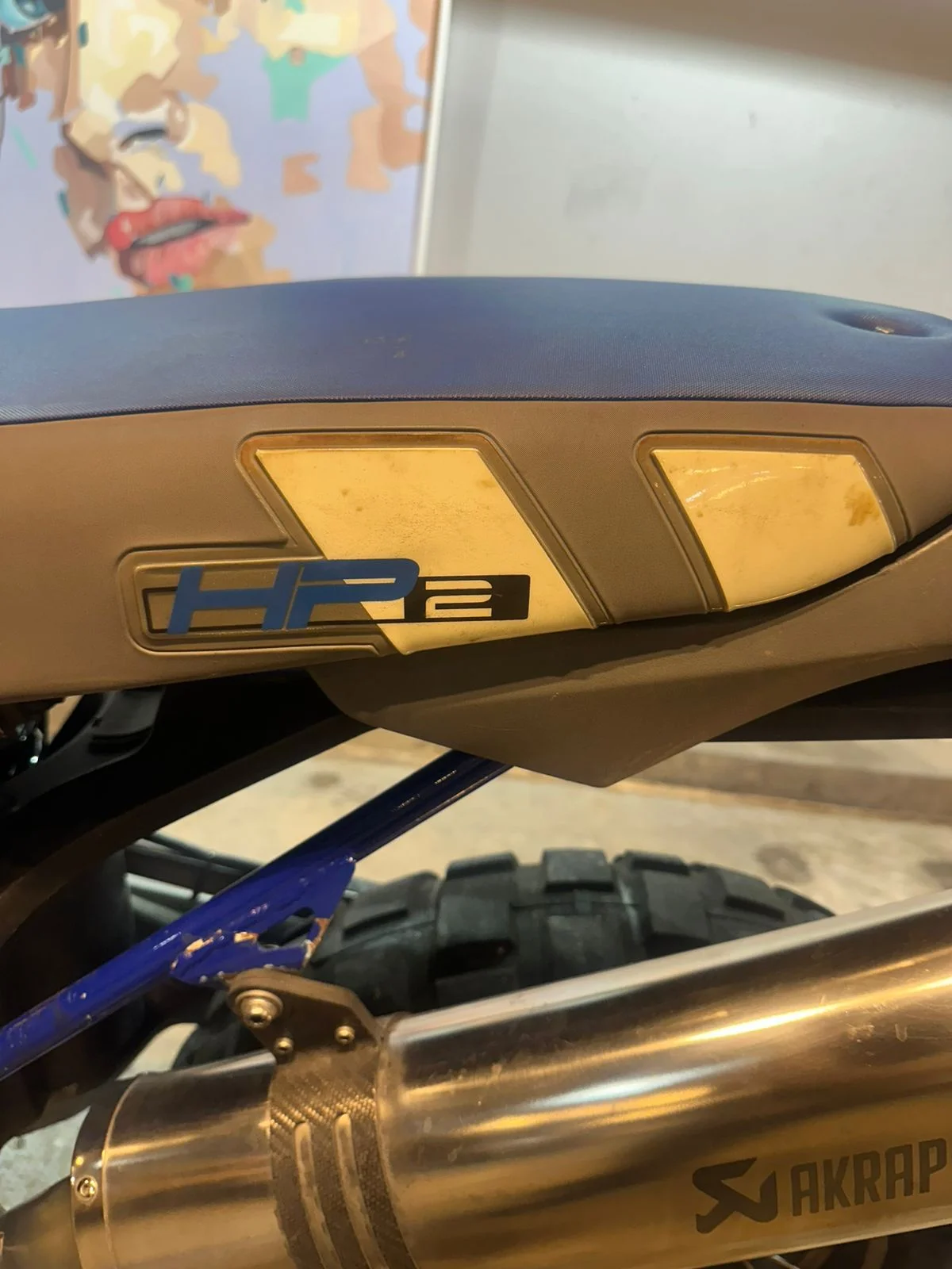 bmw HP2 thumbnail 6