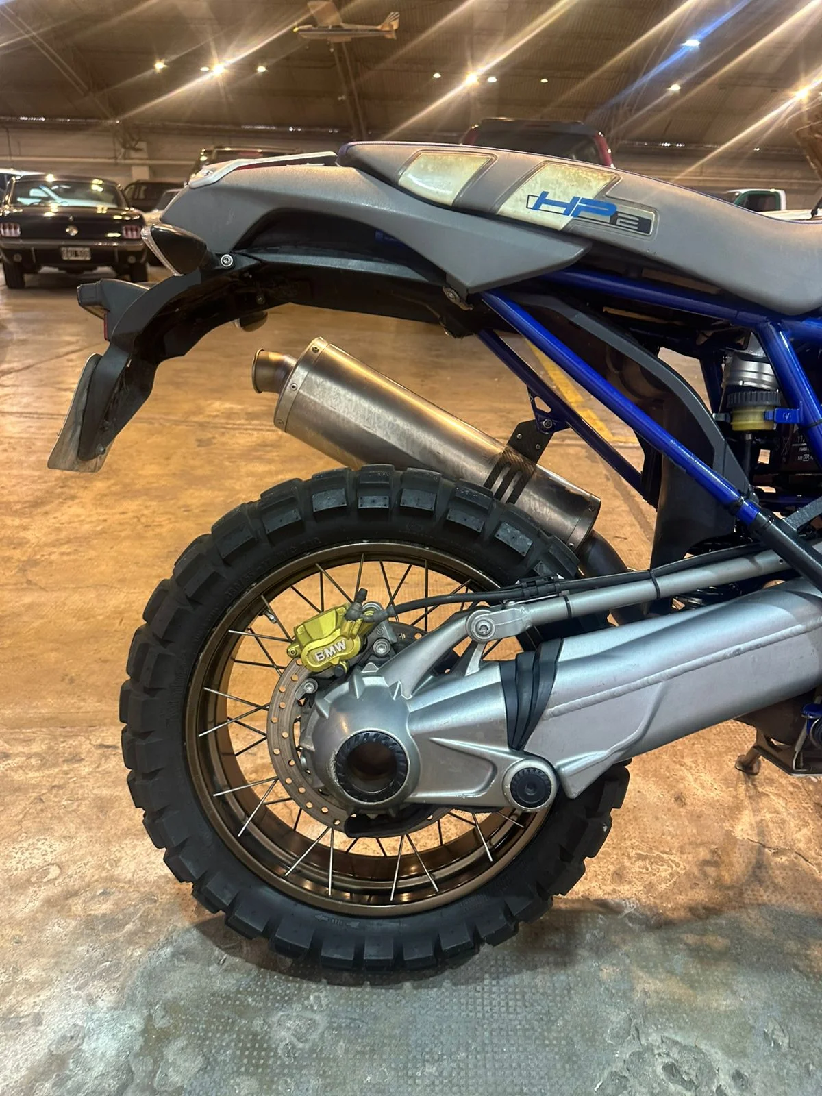 bmw HP2 thumbnail 4